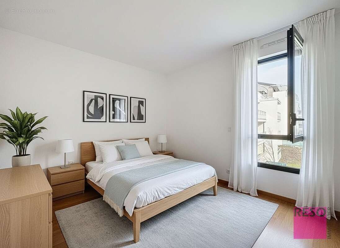 Appartement à ETREMBIERES