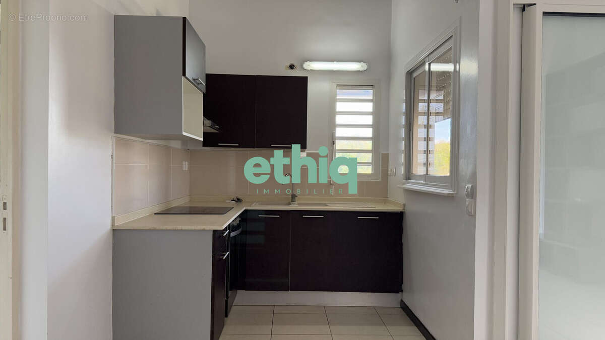 Appartement 60 m² à Le Gosier  - photo 5