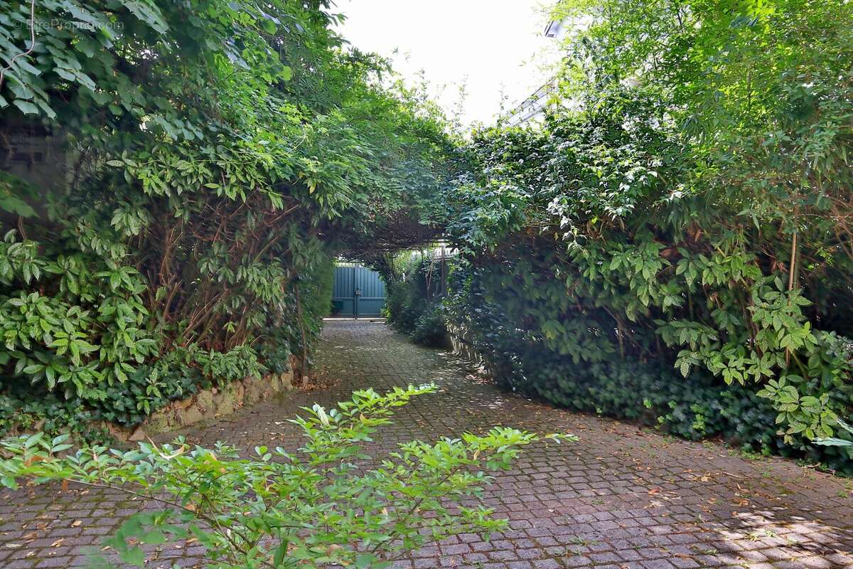 Photo 5 - Maison à BAILLY-ROMAINVILLIERS