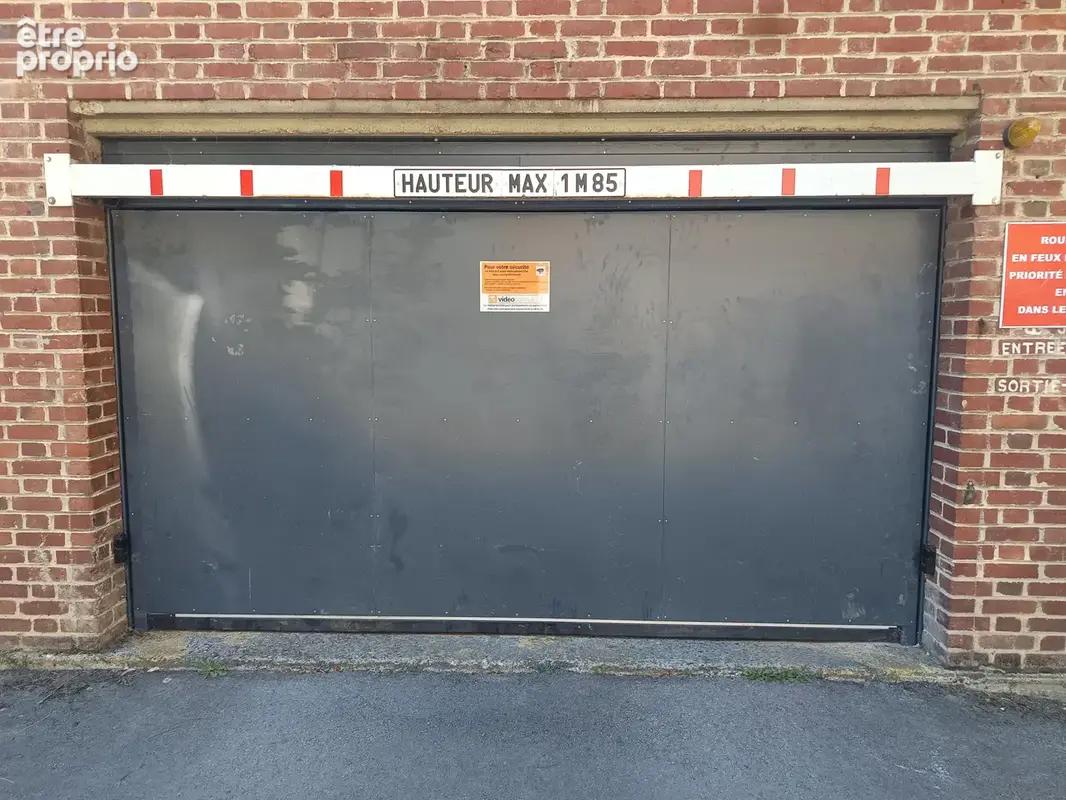 Garage Résidence FLEURIE - photo 4