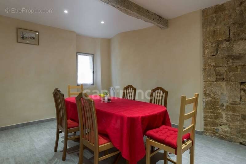 Maison à BONNIEUX