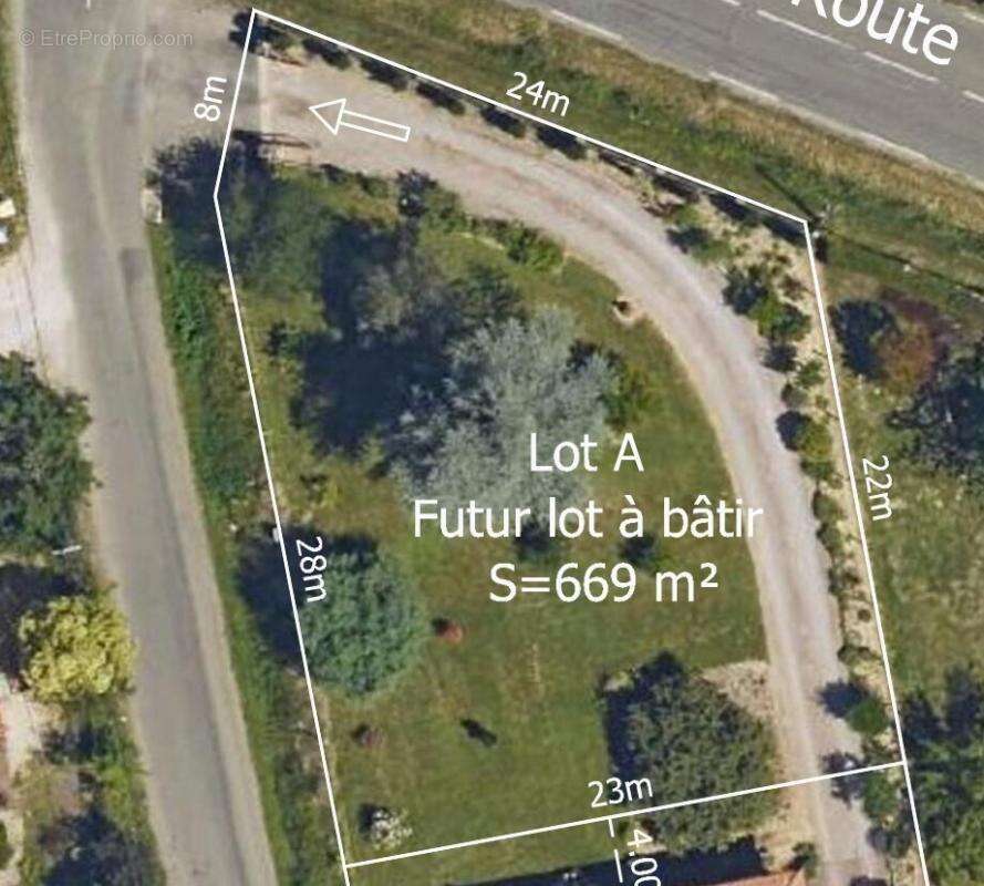 Terrain à MONTAUBAN