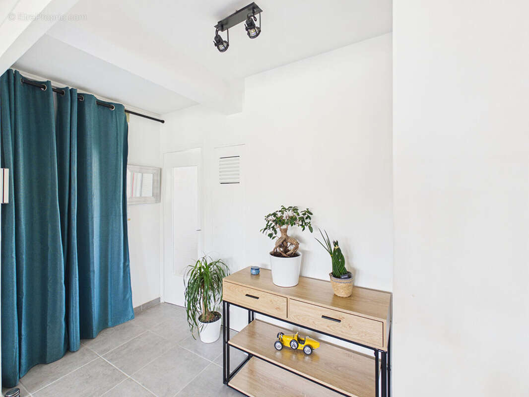 Appartement à BOURG-LES-VALENCE