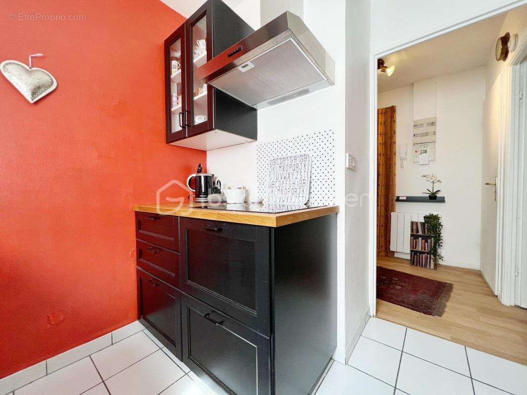 Rare ! 2 pieces avec double terrasse et jardin - photo 9