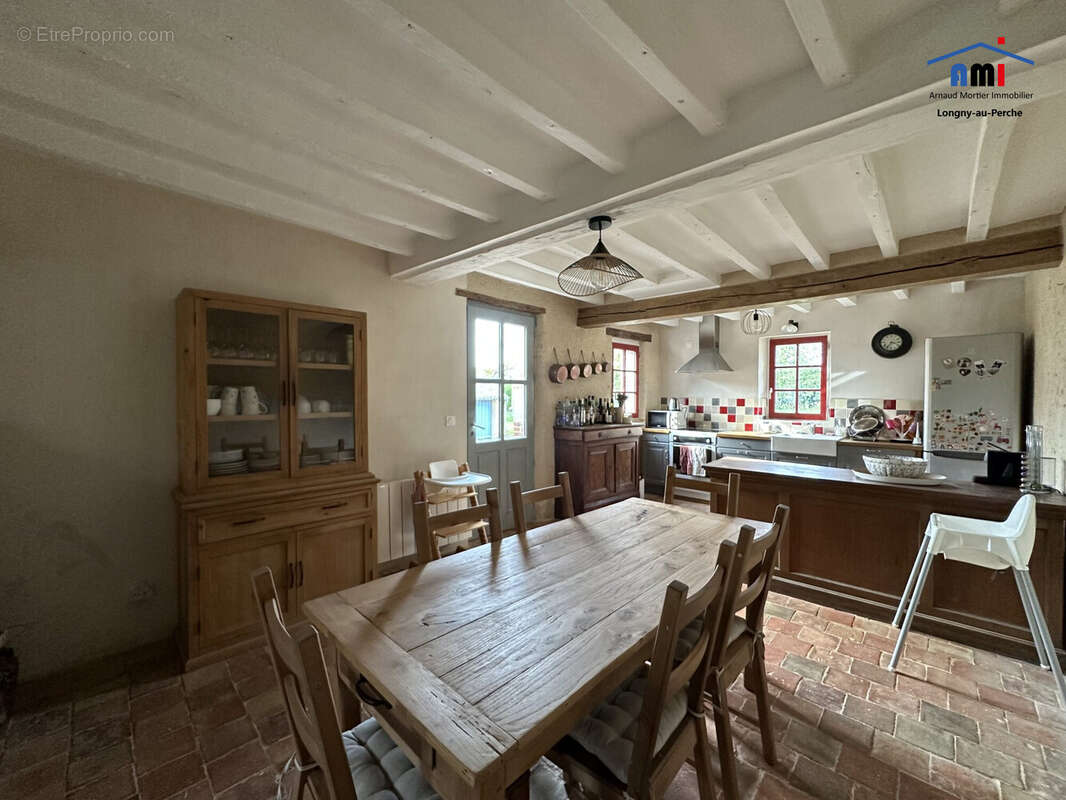 Maison à LONGNY-AU-PERCHE