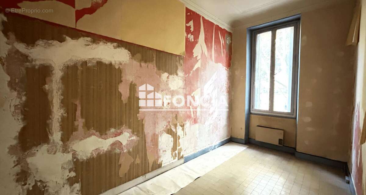 Appartement à MARSEILLE-6E