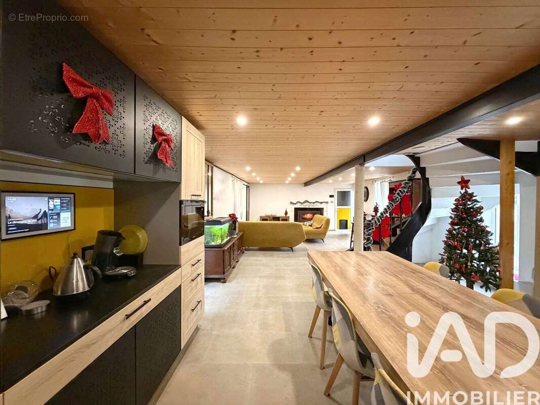 Photo 3 - Maison à LE ROCHEREAU