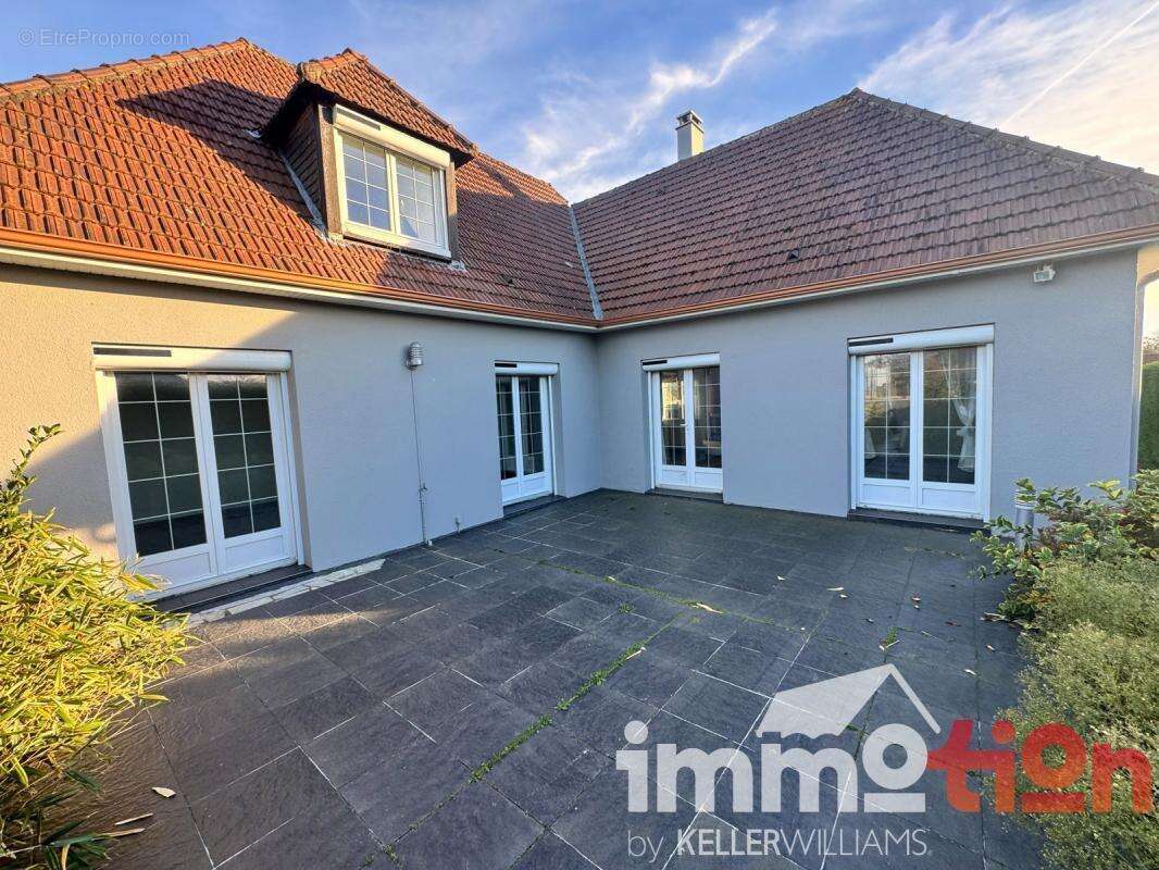 Maison à SAINT-QUENTIN-LA-MOTTE-CROIX-AU-BAILLY