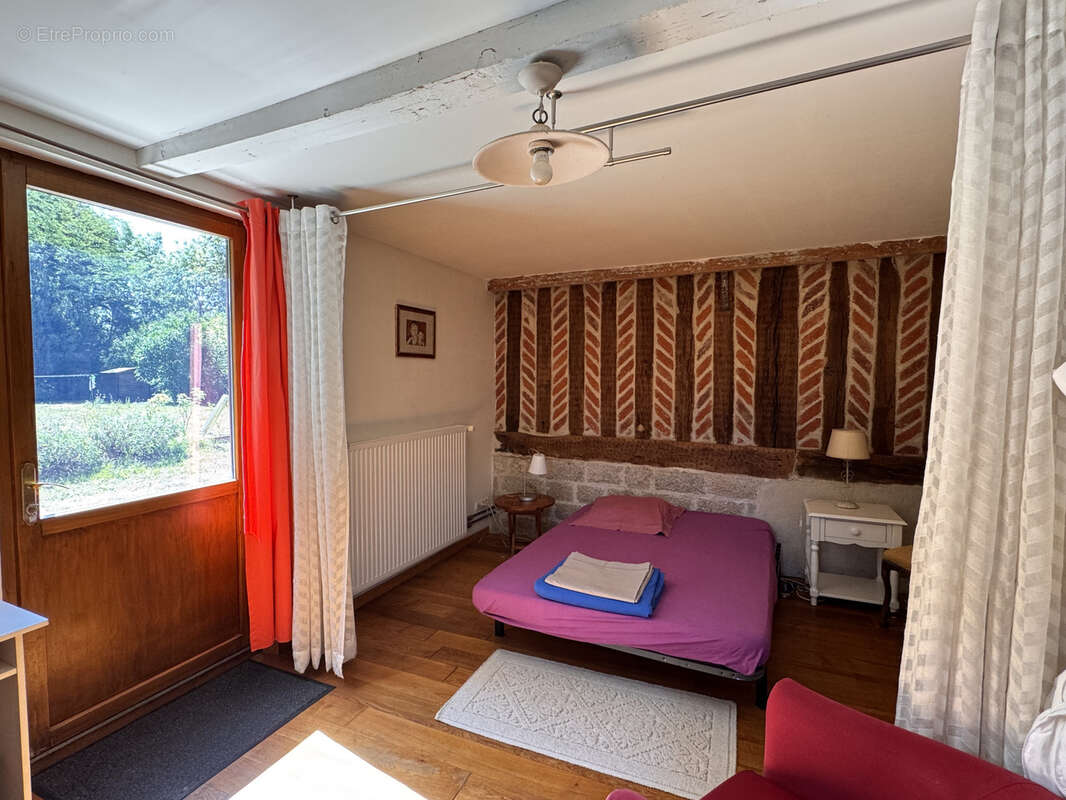 Propriété de charme   Gîte, 5 appartements et dépendances - 4 hectares - photo 12