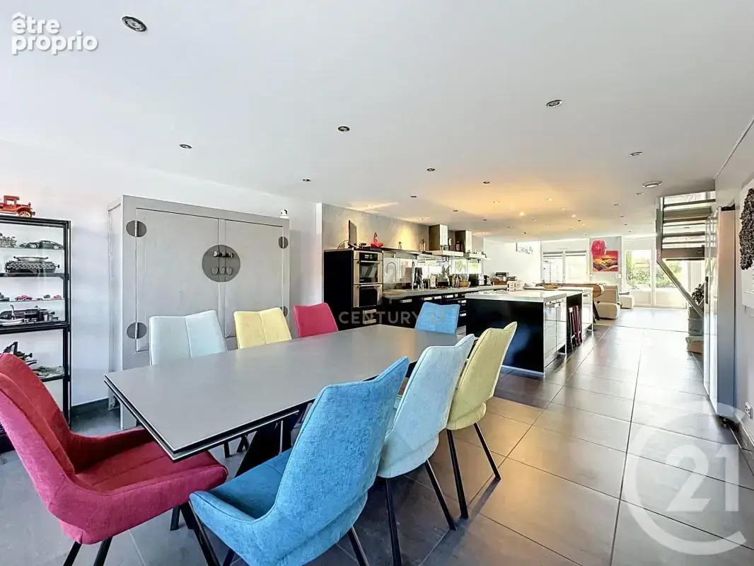 Maison 184 m² à Lorette  - photo 9