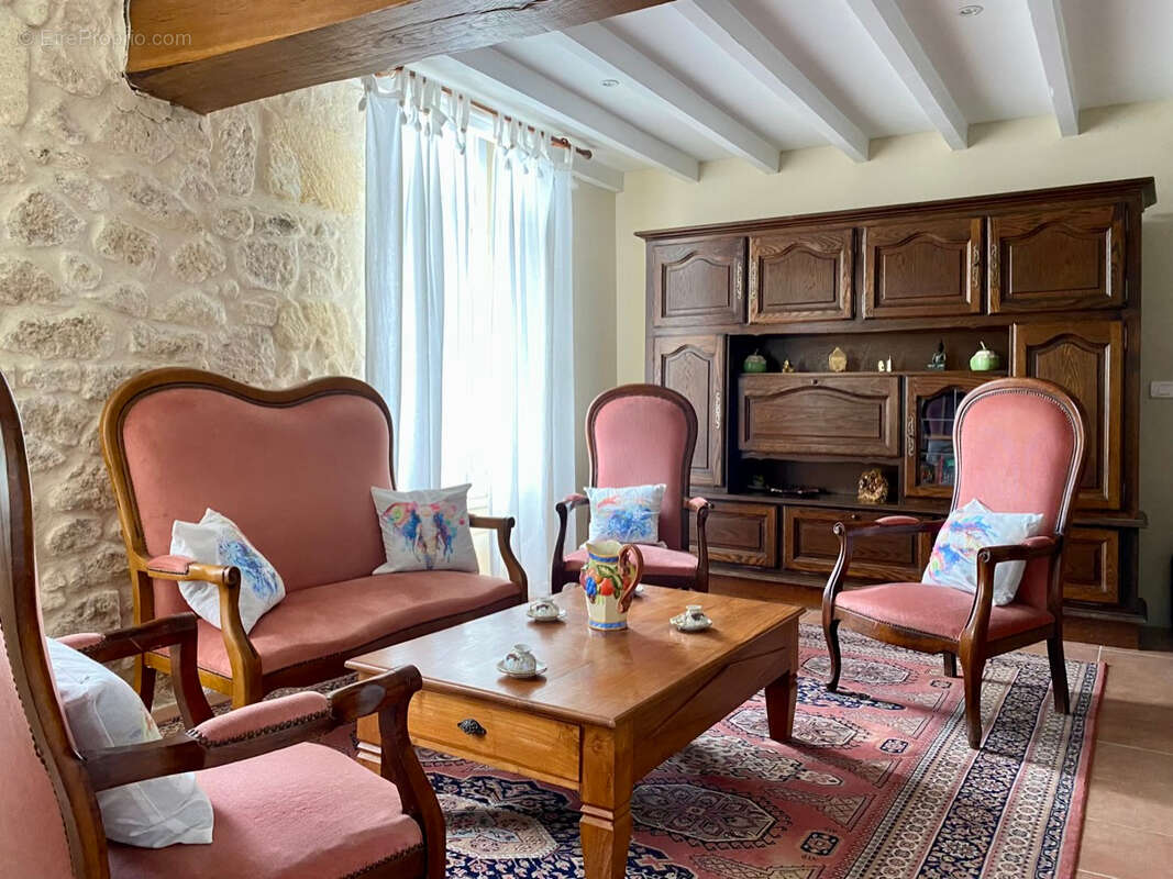 Maison à SAINT-EMILION