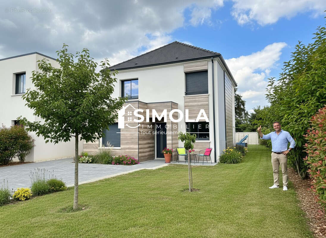 Terrain à QUINCY-VOISINS