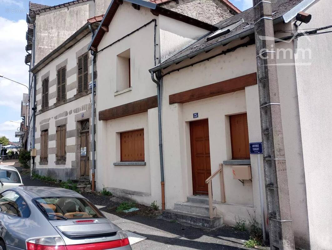 Maison à BOURGANEUF