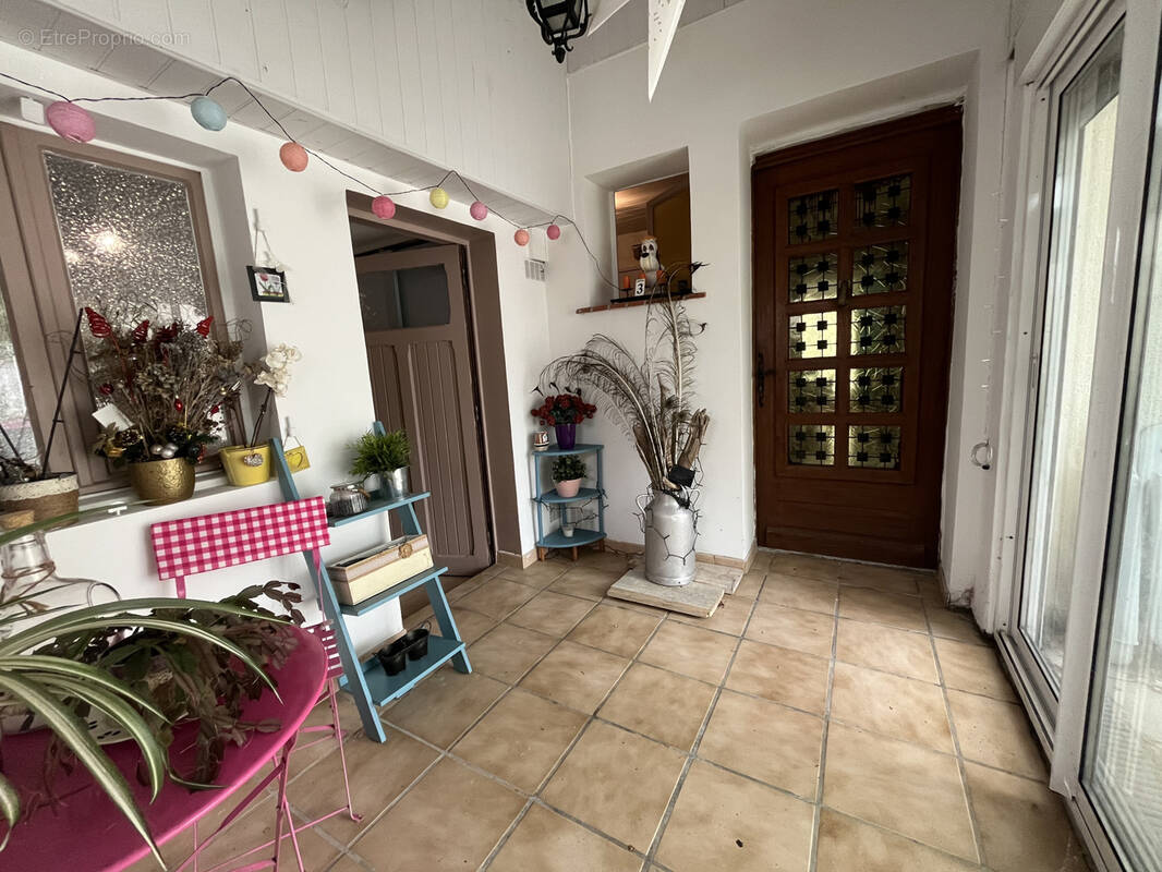 Maison à LAMARQUE-PONTACQ