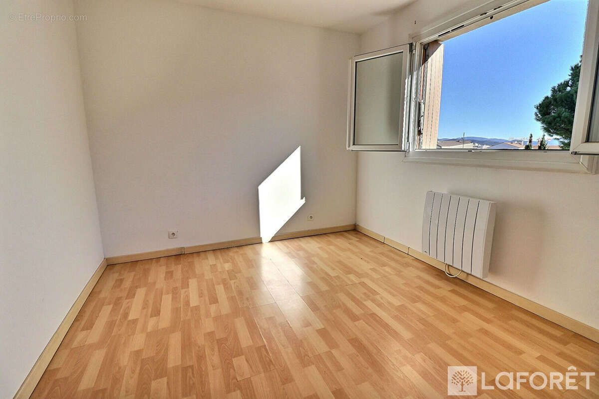 Appartement à HYERES