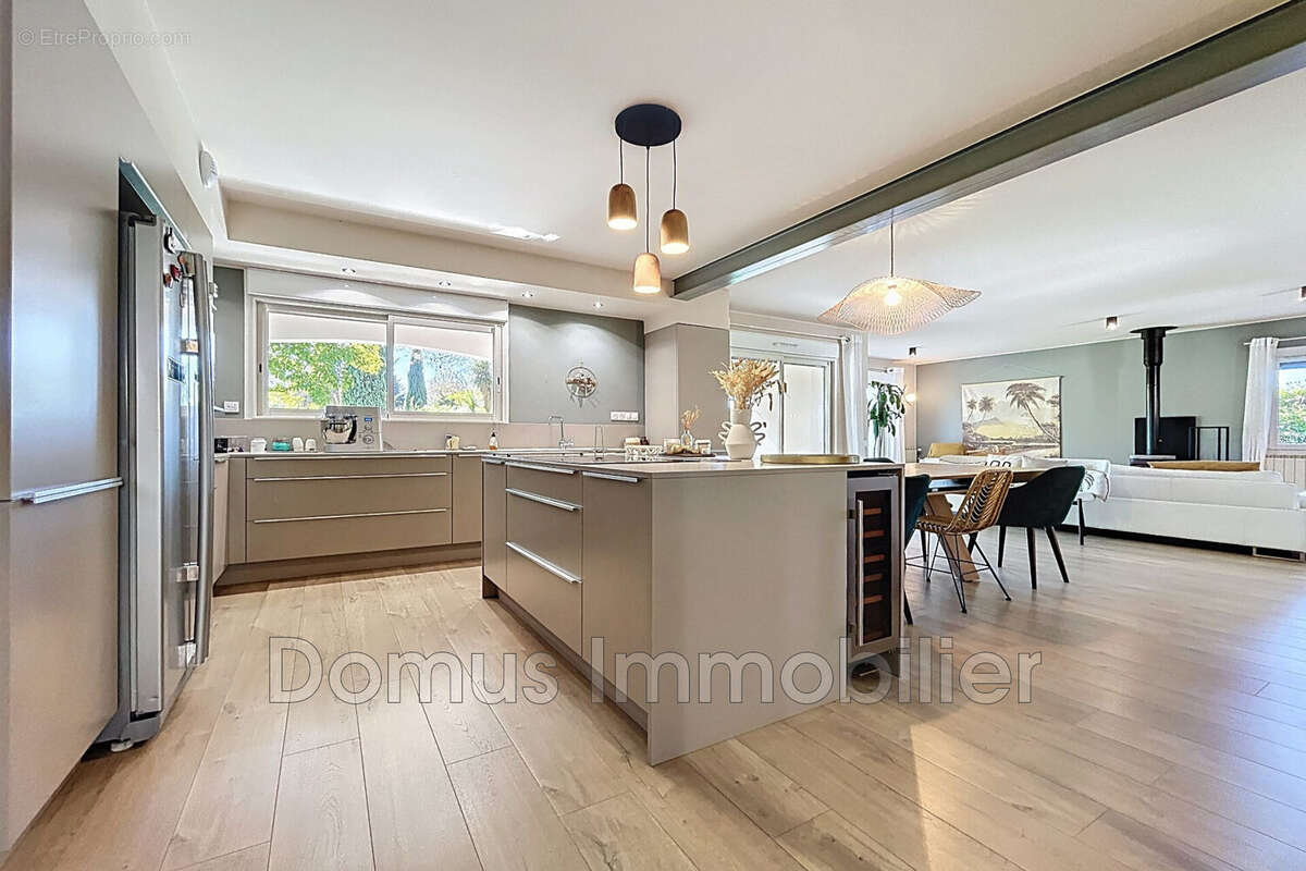 Maison à ALTHEN-DES-PALUDS