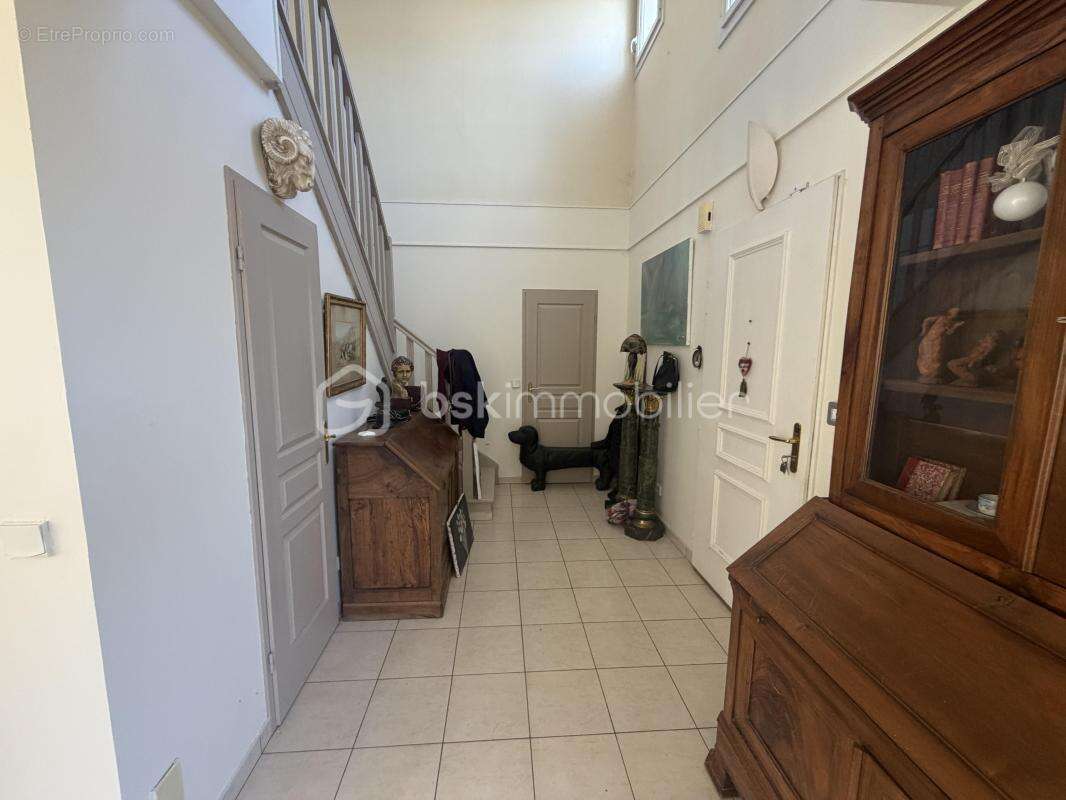 Maison à MAGNY-LE-HONGRE