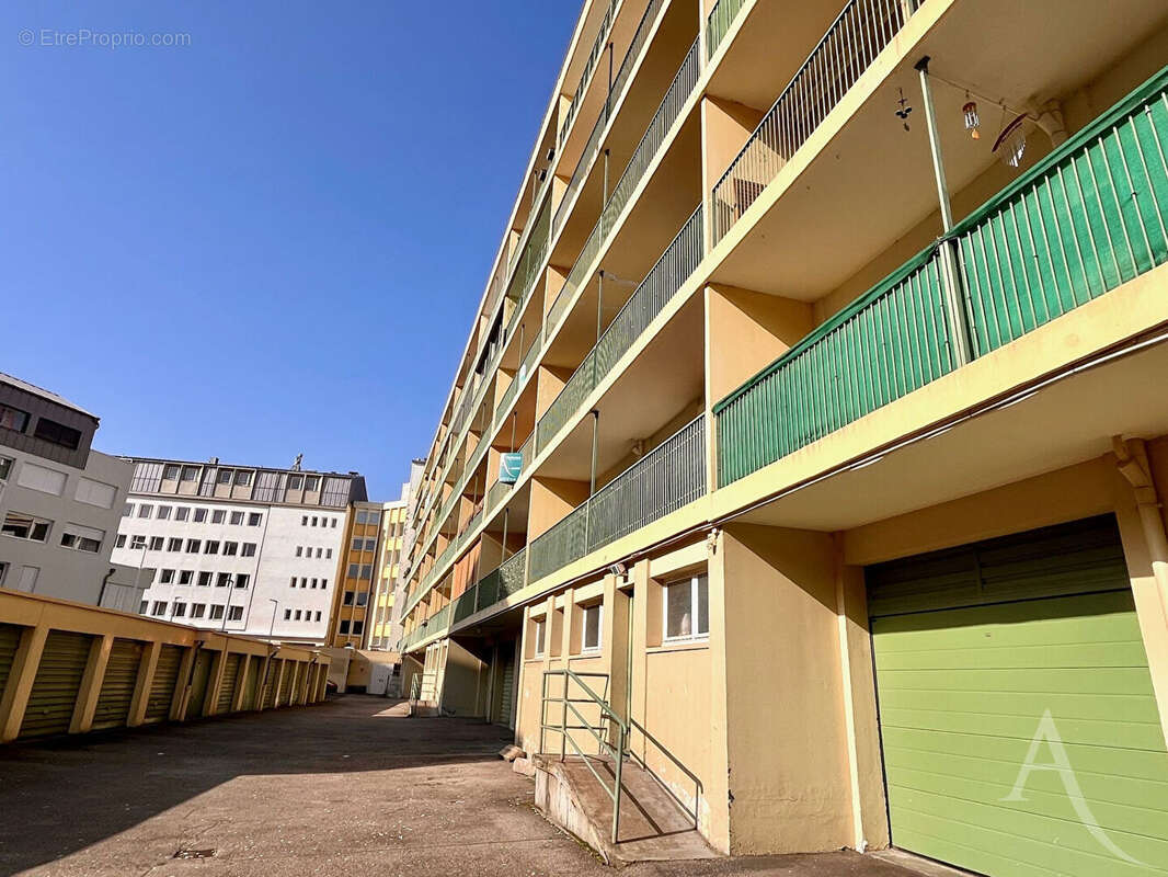 Appartement F3 Metz gare - 2 chambres avec garage et cave - photo 5