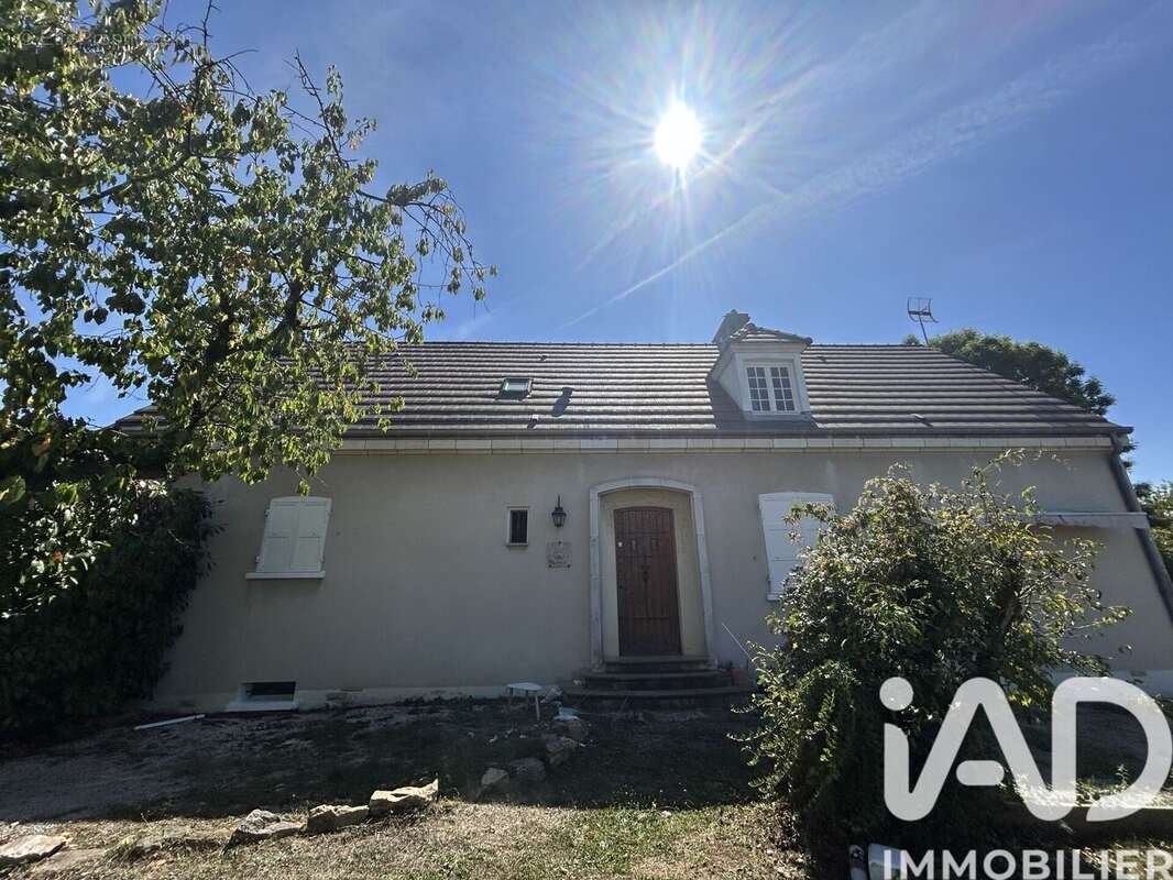 Photo 4 - Maison à CHATENOY-LE-ROYAL