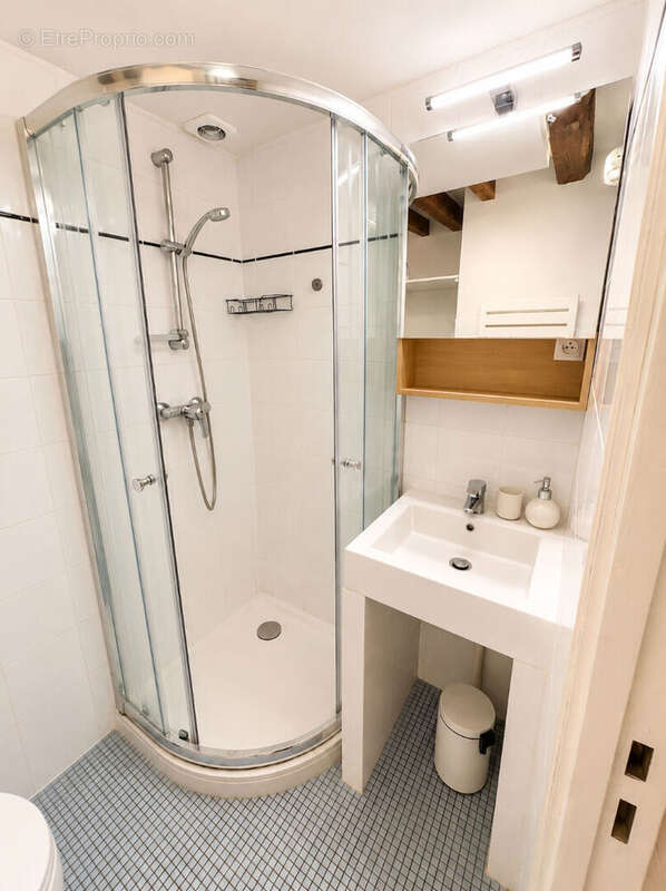 Appartement à PARIS-9E