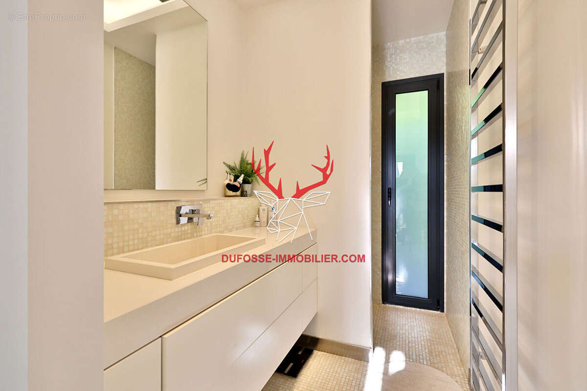 Maison à SAINT-CYR-AU-MONT-D'OR