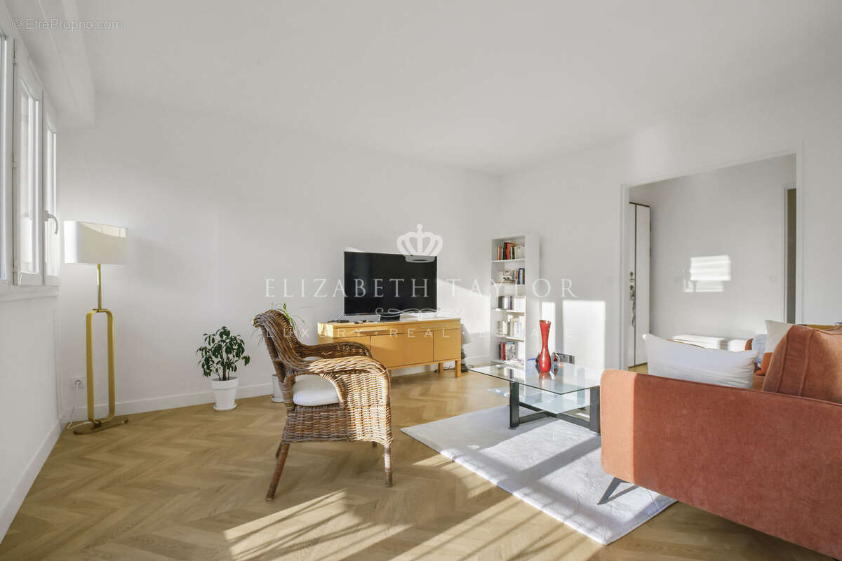 Appartement à LE VESINET