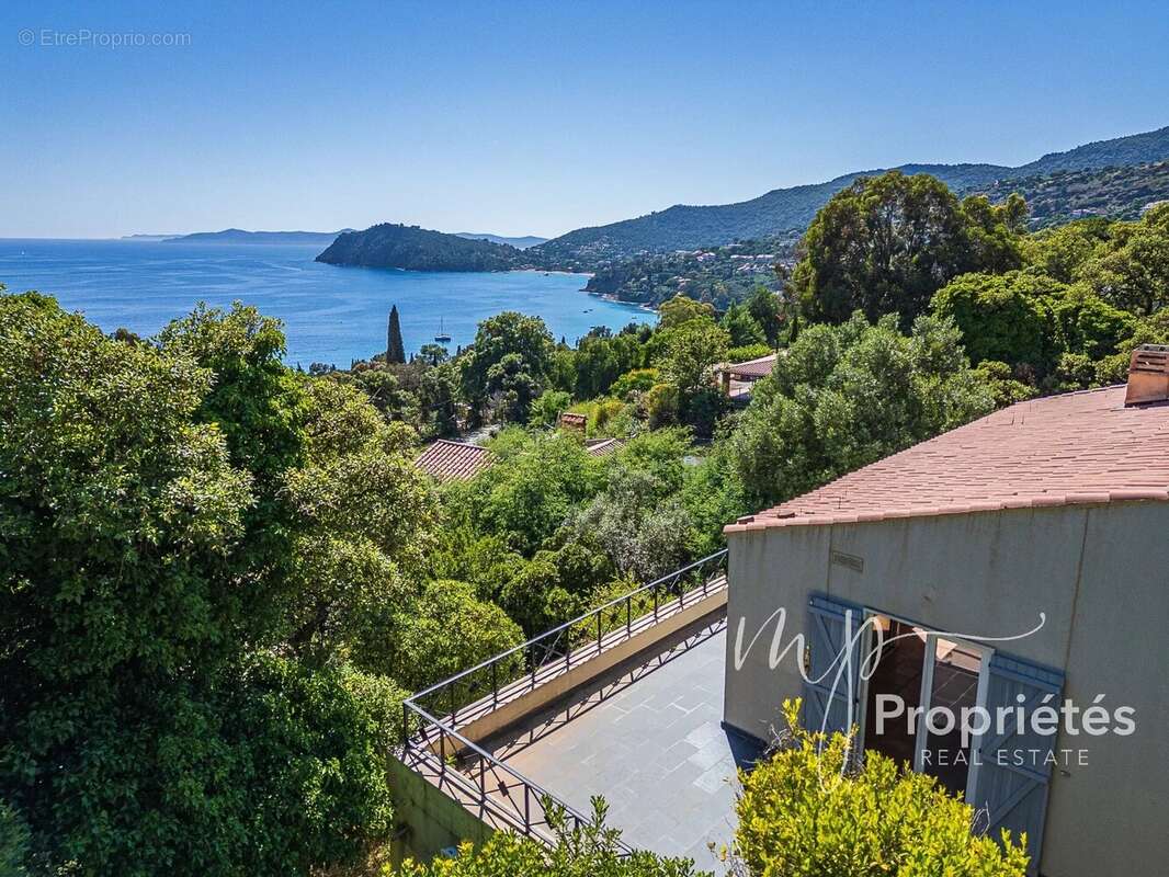 Maison à RAYOL-CANADEL-SUR-MER