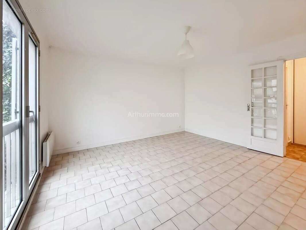 Appartement à THORIGNY-SUR-MARNE