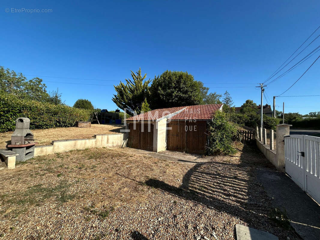 Maison 86 m² à Beaumont-Sur-Deme  - photo 2