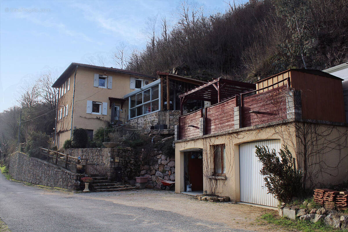 Maison à COLOMBIER-LE-VIEUX
