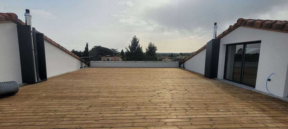 Appartement T4 duplex 118 m² + terrasse 130m² à Saint-Orens - photo 3
