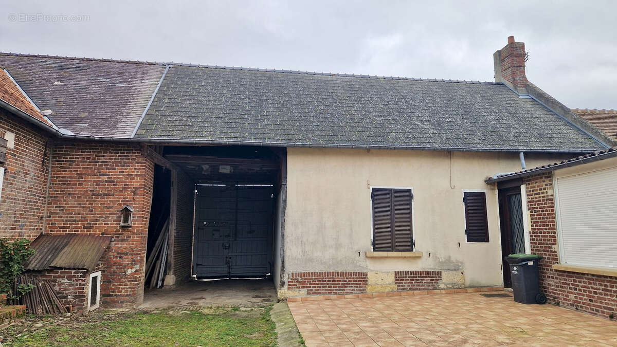 Maison à COIVREL