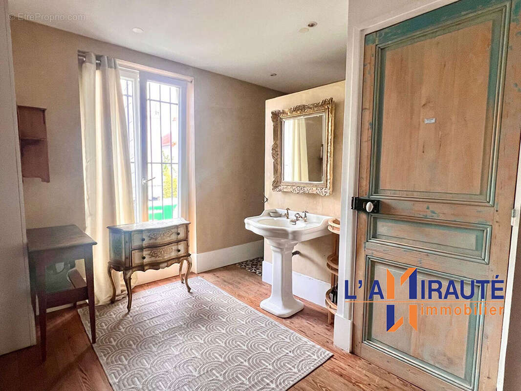 Appartement à HOUILLES