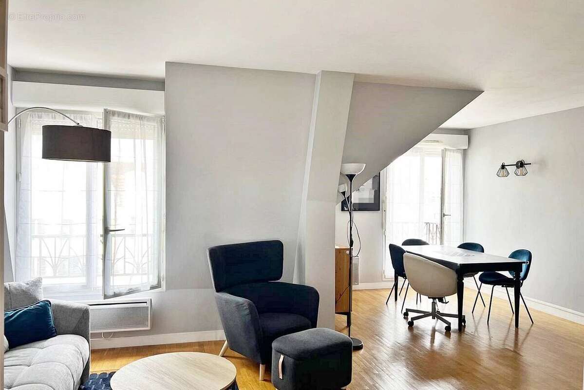 Appartement à SAINT-MAUR-DES-FOSSES