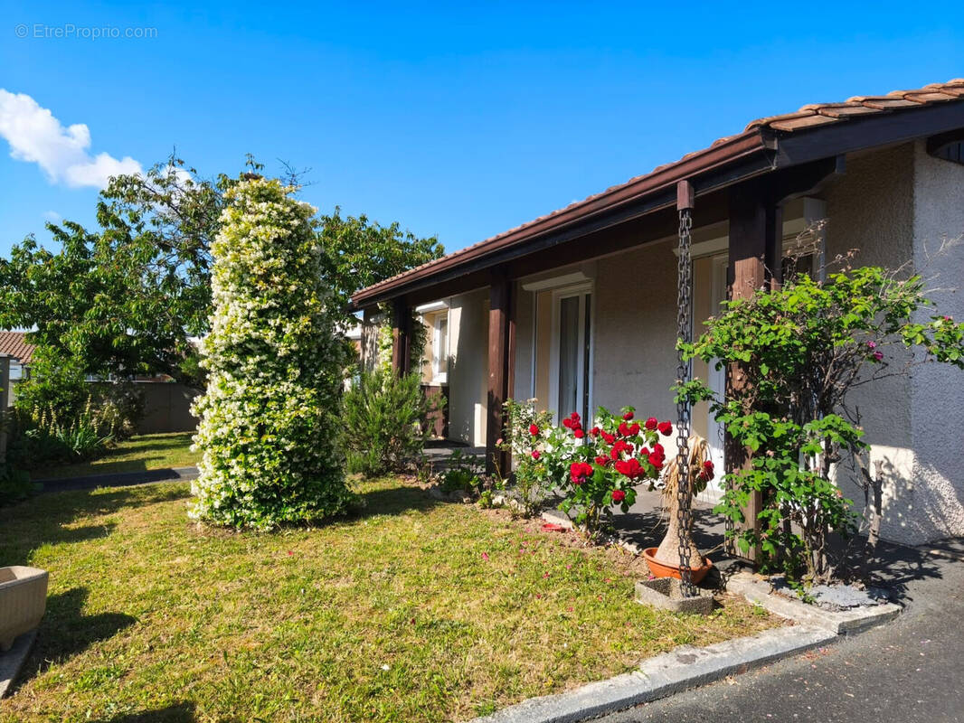 Photo 1 - Maison à LORMONT