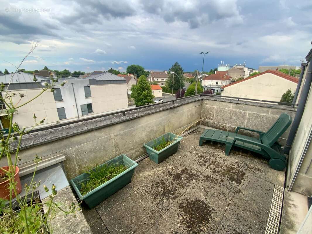Appartement à LE RAINCY