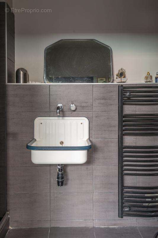 Appartement à PARIS-9E