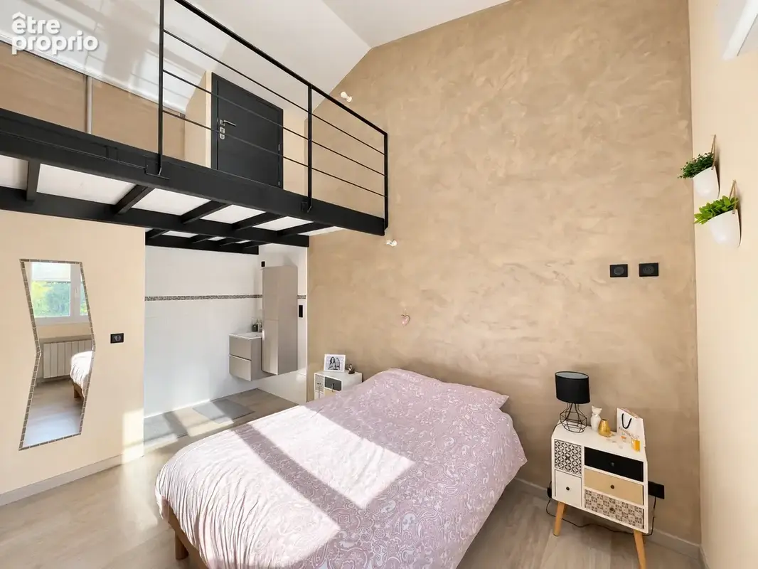 maison mitoyenne, entièrement rénovée en 2015 avec terrasse et garage - photo 5