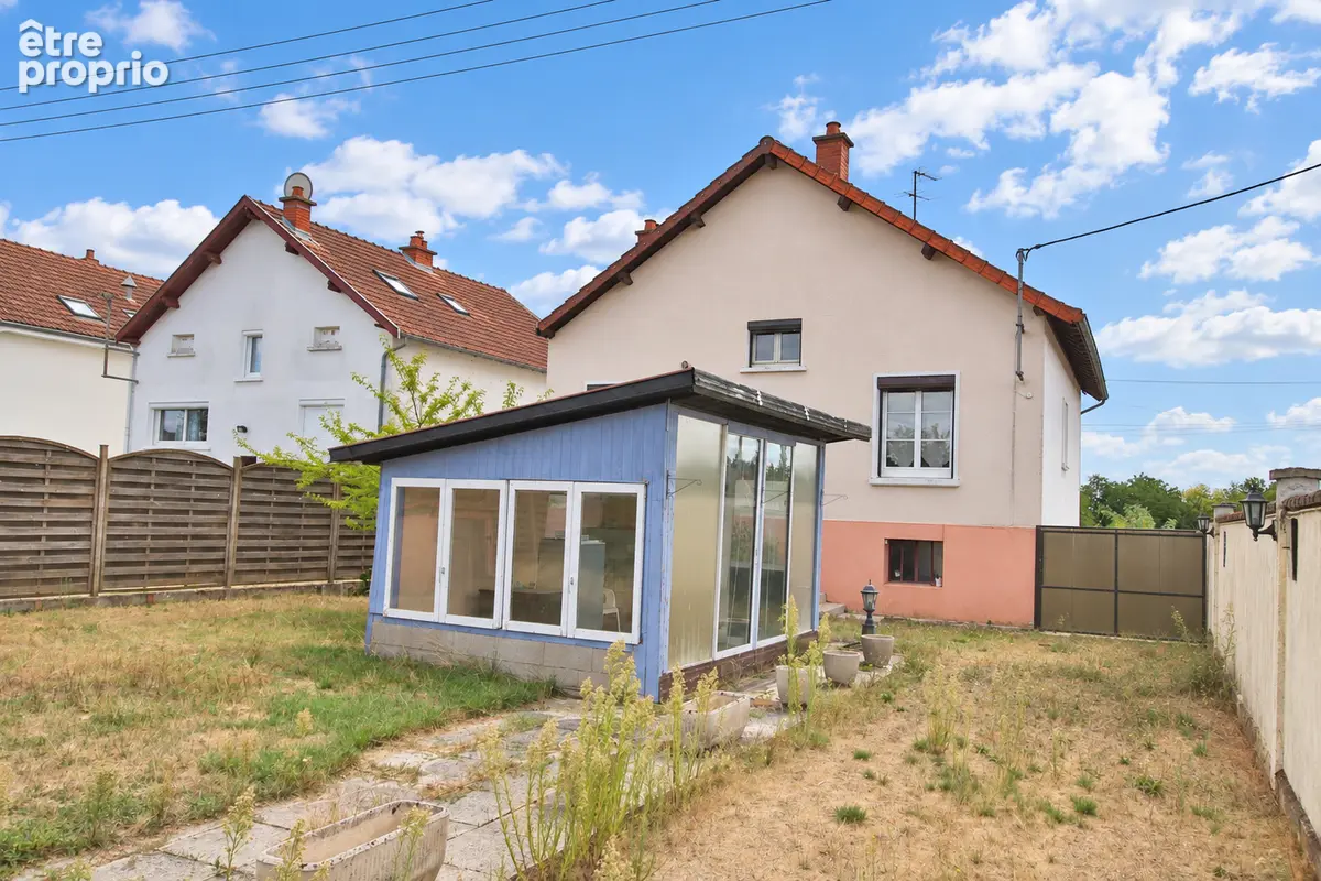 Maison T5 - 107m2 - Yzeure - photo 3
