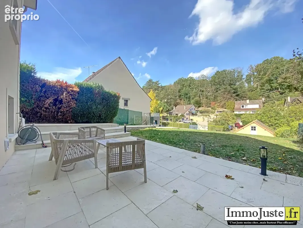 Maison 5 pièces 114 m² à vendre à Les Essarts-Le-Roi (78690) - photo 4