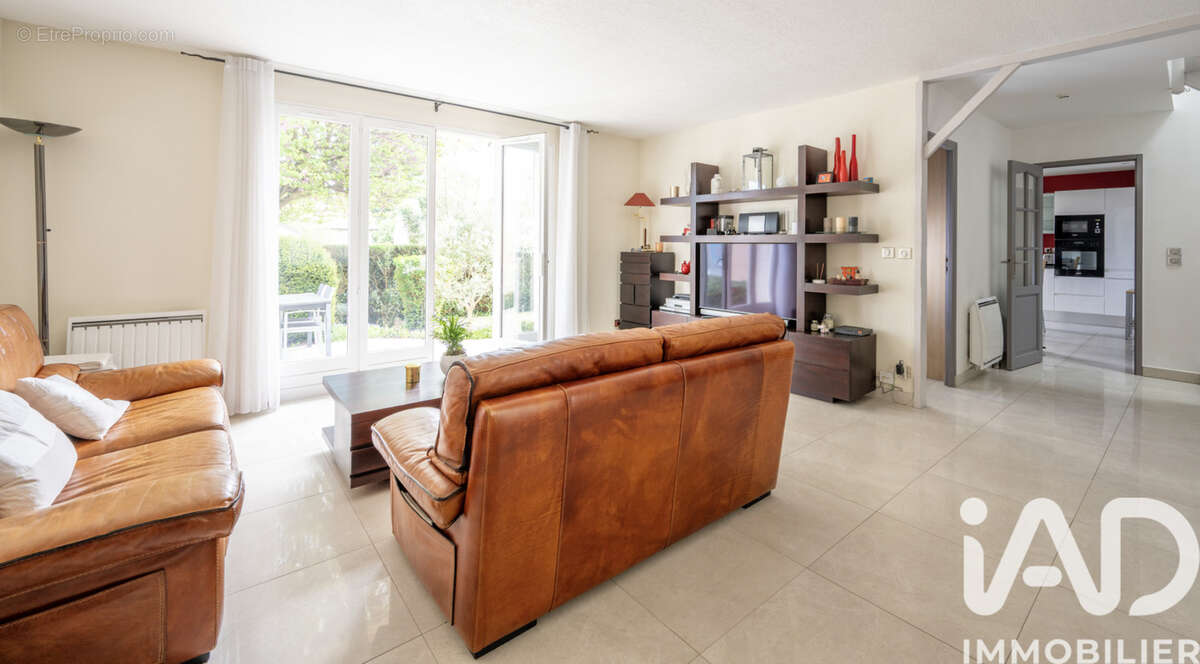 Photo 4 - Maison à VILLENOY