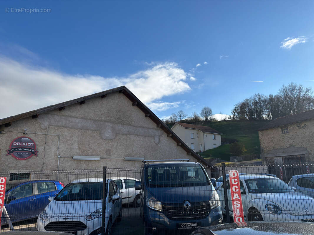 Commerce à VEZELISE