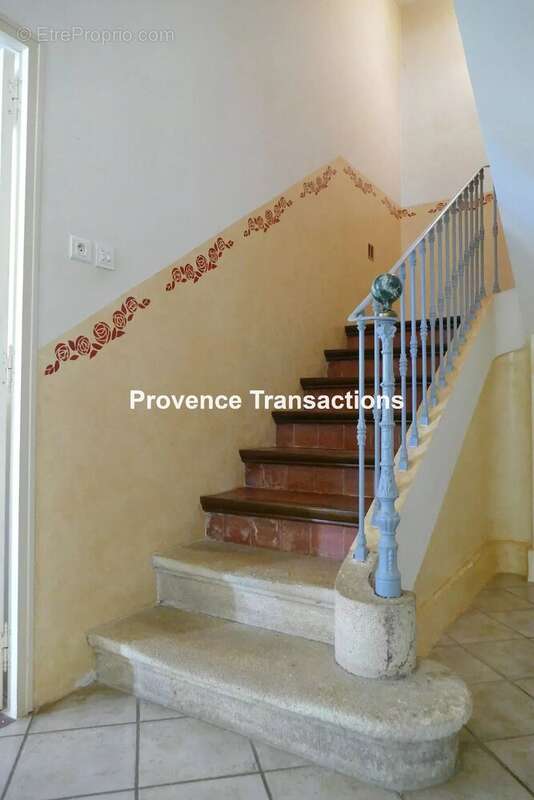 authentique mas rénové sur 2890m2 ! - photo 14
