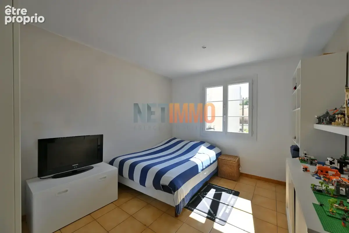 Aimargues - Maison de ville - photo 9