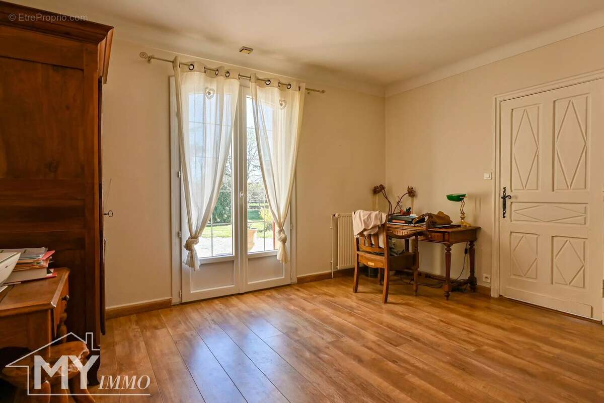 Maison à SAINT-ANTOINE-DE-BREUILH