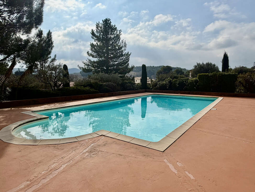Appartement à VAISON-LA-ROMAINE