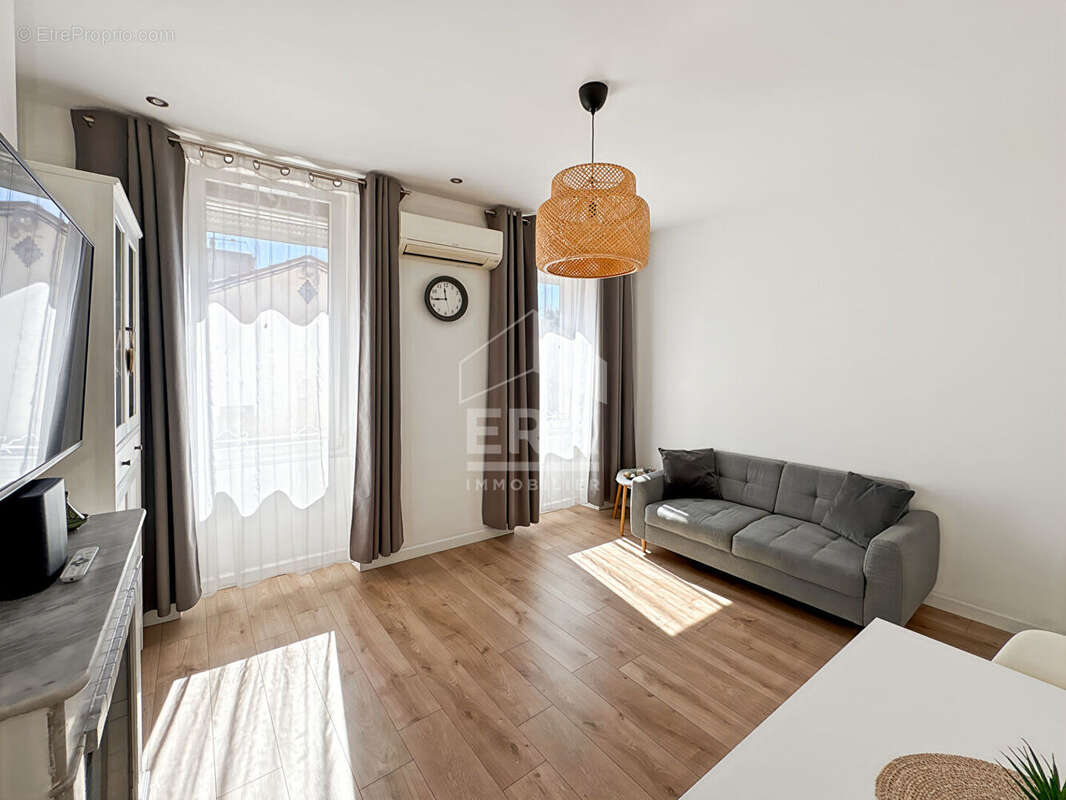 Appartement à MARSEILLE-14E