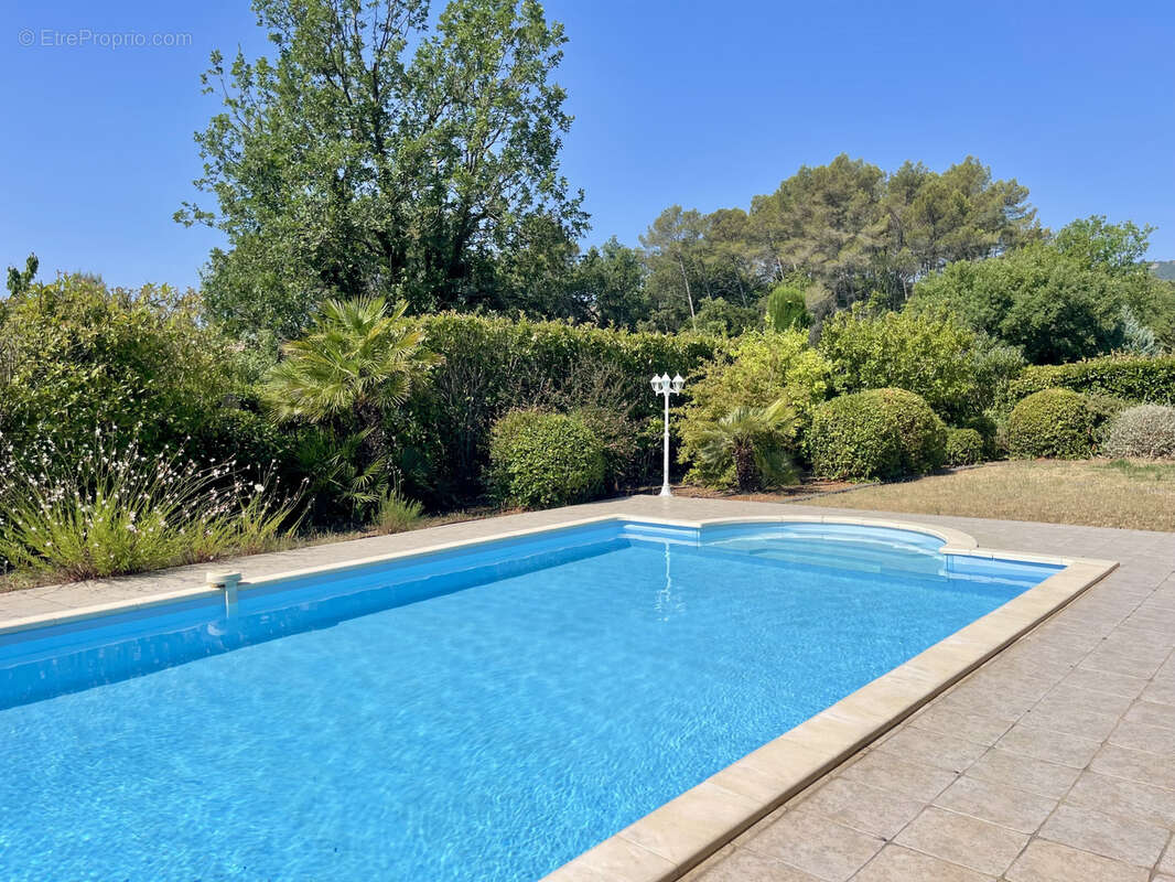 Maison individuelle type 5 avec piscine en provence verte - BESSE SUR ISSOLE - photo 6