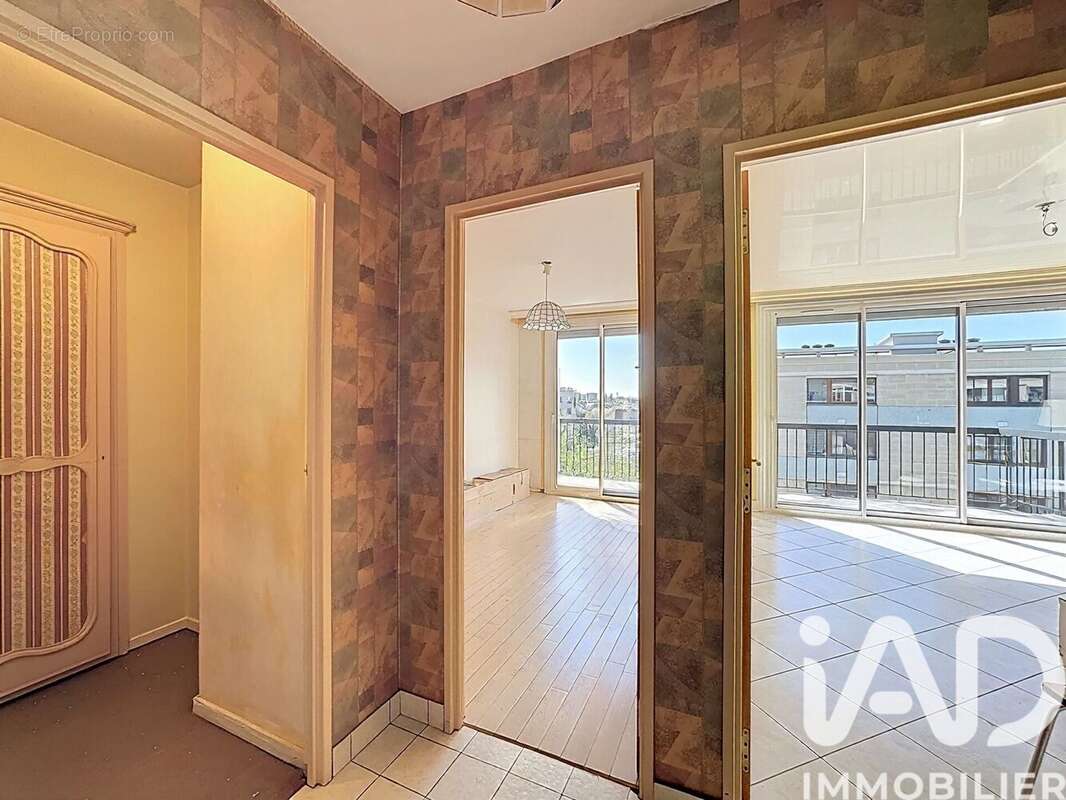 Photo 2 - Appartement à DEUIL-LA-BARRE