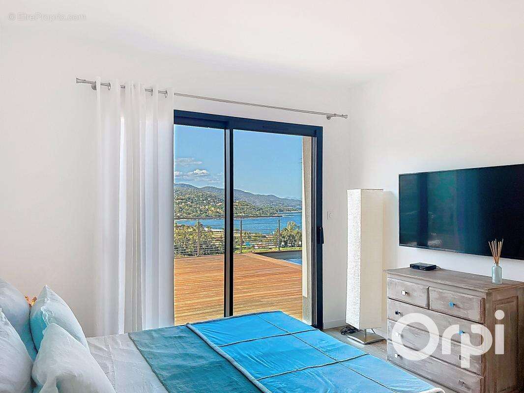 Maison à PORTO-VECCHIO